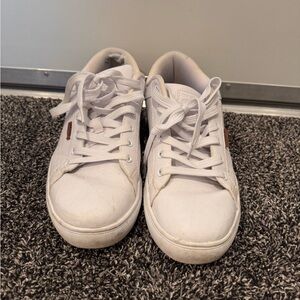 Levi's White Lace-Up Sneakers